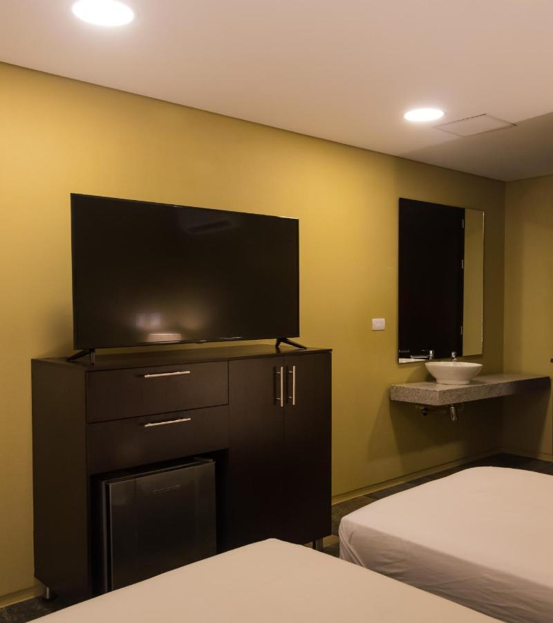 Oasis Fresh Hotel ซันตามาร์ตา ภายนอก รูปภาพ